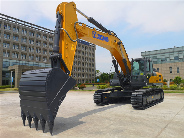 Гусеничный экскаватор XCMG XE400DK