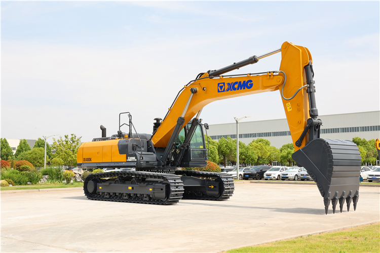 Гусеничный экскаватор XCMG XE400DK