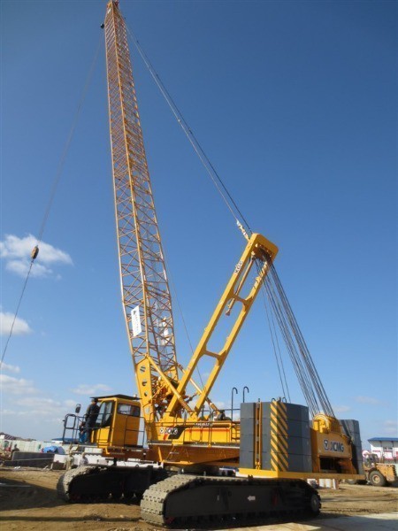 Гусеничный кран XCMG XLC130