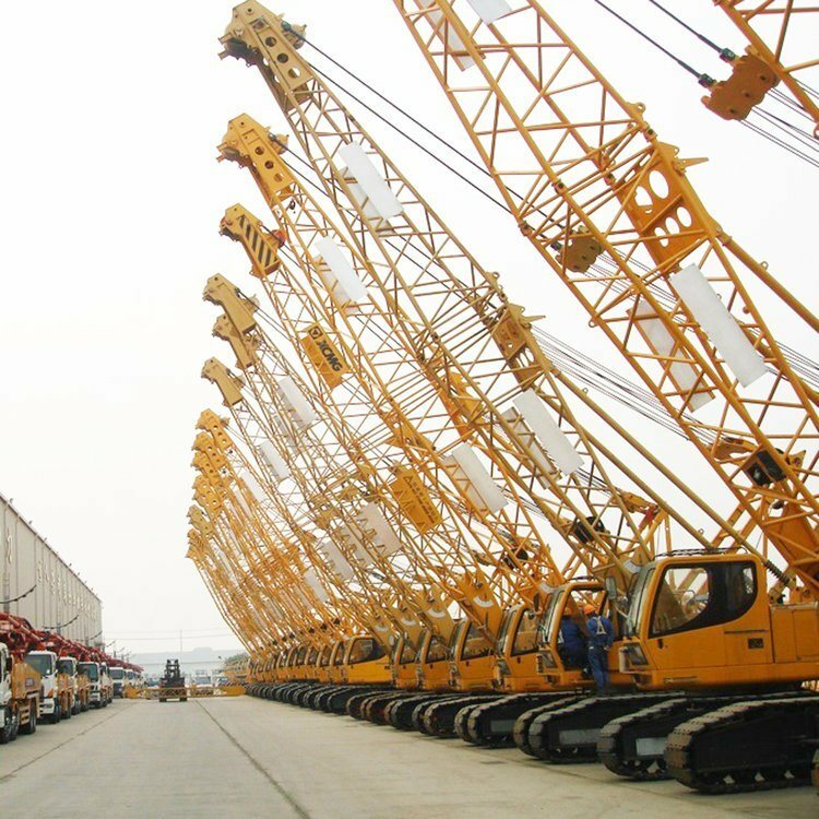 Гусеничный кран XCMG XLC180