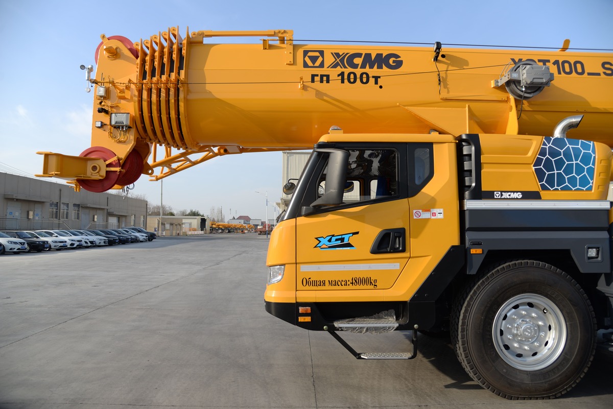 Автокран XCMG XCT100_S