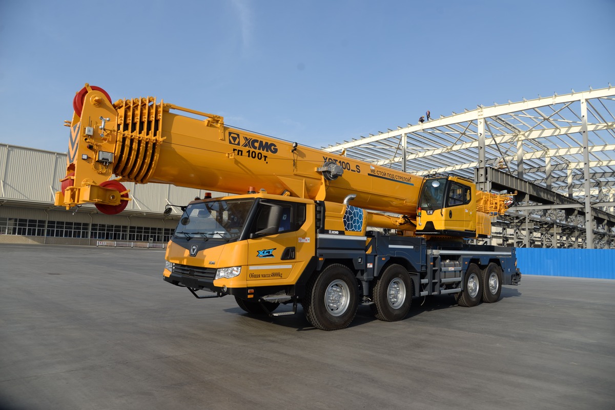 Автокран XCMG XCT100_S