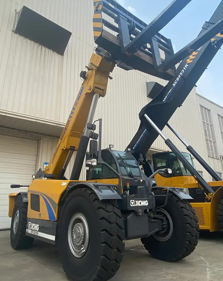 Телескопический погрузчик XCMG XT23010K