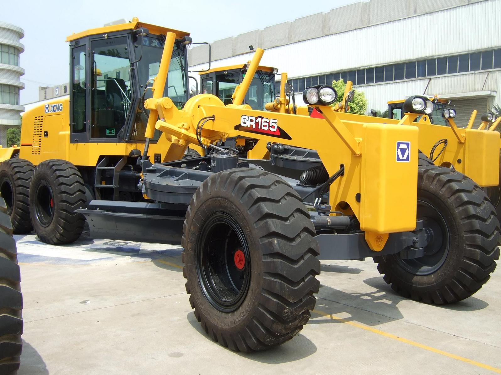 Грейдер XCMG GR165