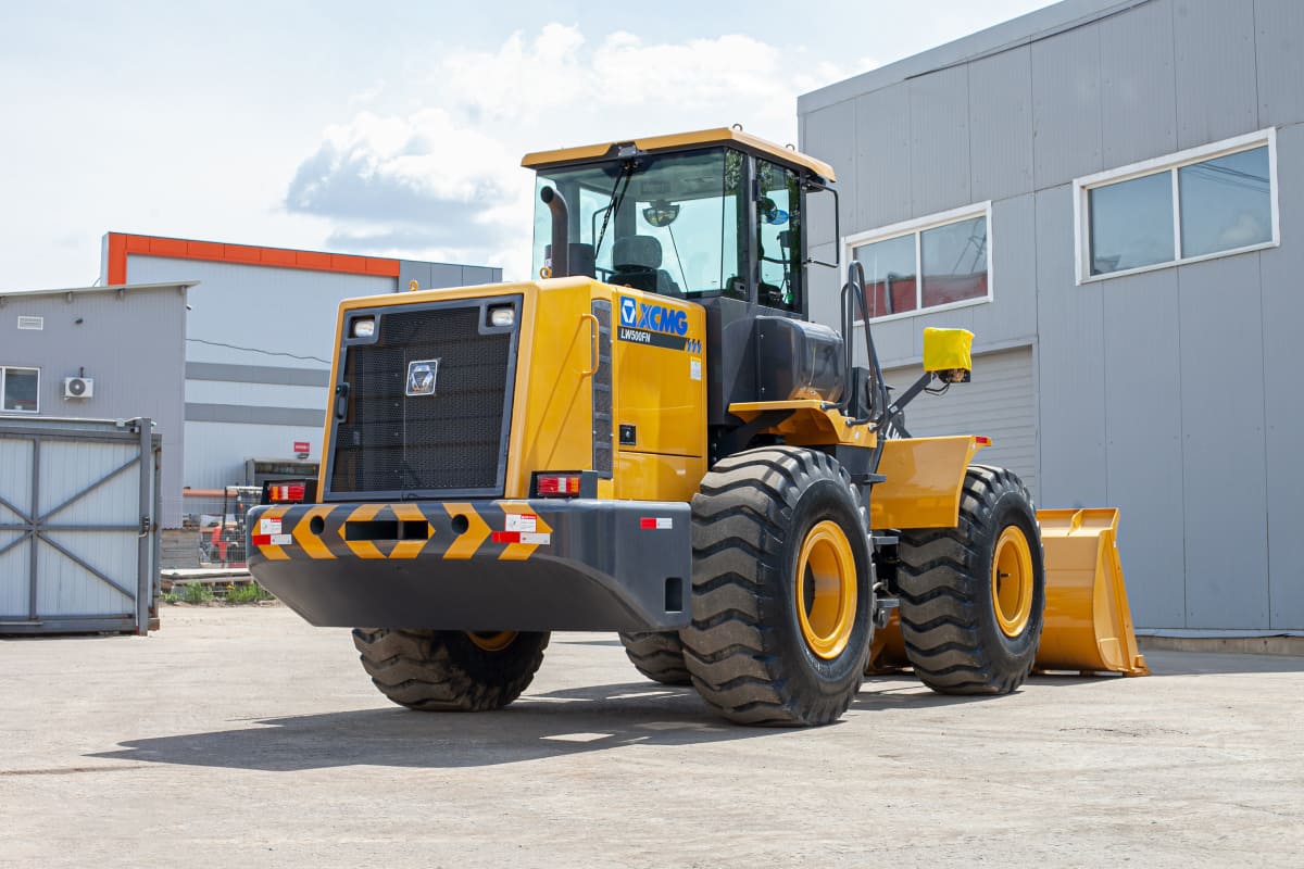 Фронтальный погрузчик XCMG LW500FN