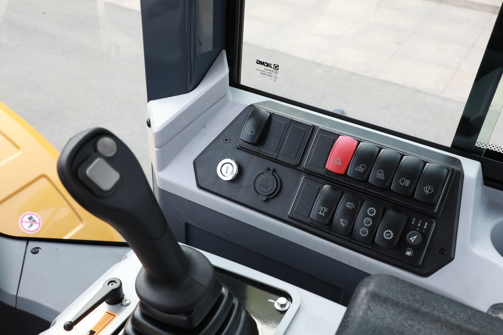 Фронтальный погрузчик XCMG XC968