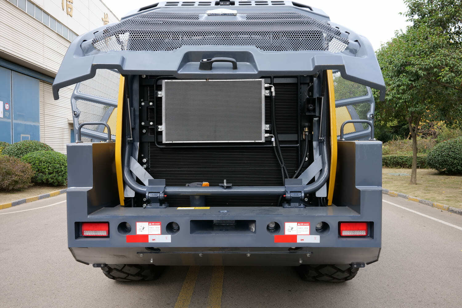 Фронтальный погрузчик XCMG XC978