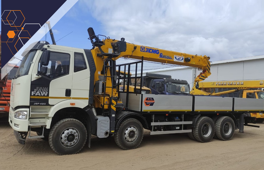 FAW CA3310 с КМУ XCMG SQS 350-5